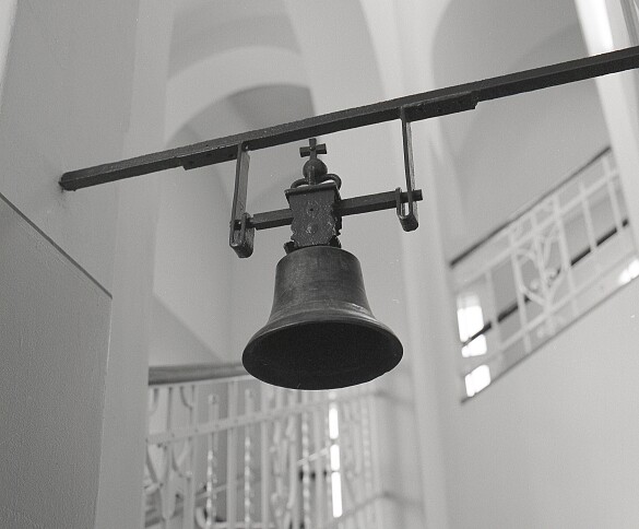 Die alte Schulglocke