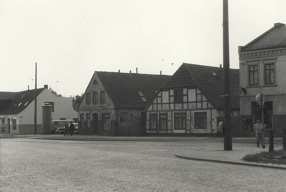 B&auml;uerliche H&auml;user an der heutigen Stresemannstra&szlig;e
